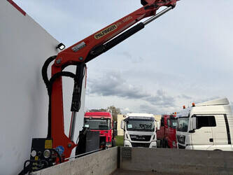 2014-mercedes-benz-atego-1444049-46696941