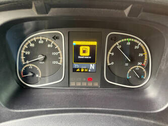 2014-mercedes-benz-atego-1444049-46696945