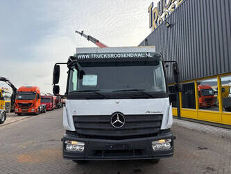 2014-mercedes-benz-atego-1444049-46696946