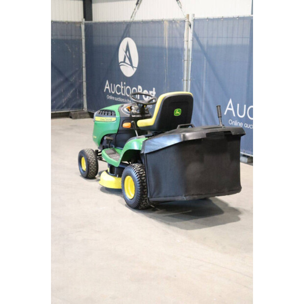 2016 جون دير X135R-46696990