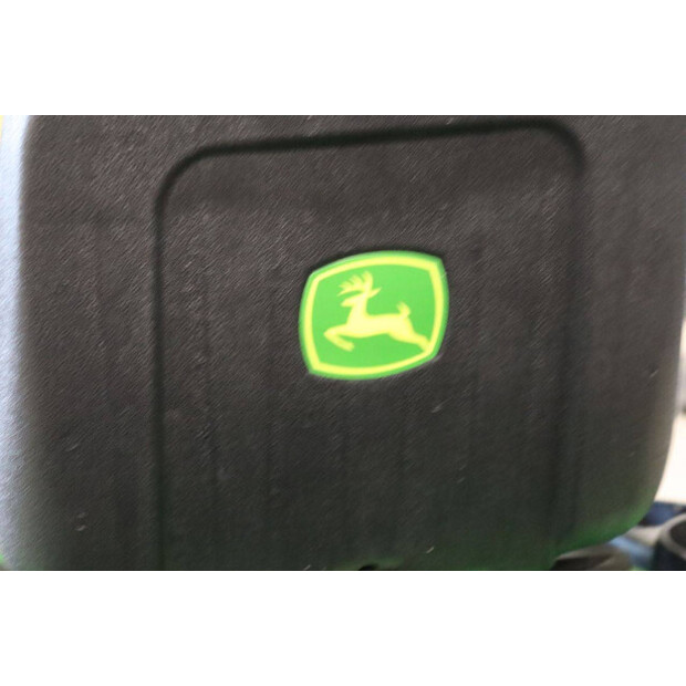 2016 جون دير X135R-46697003