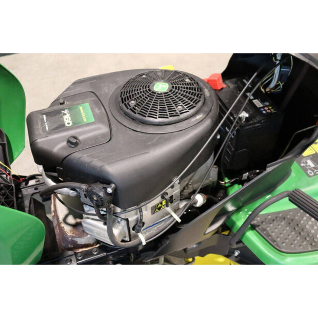 2016 جون دير X135R-46697004