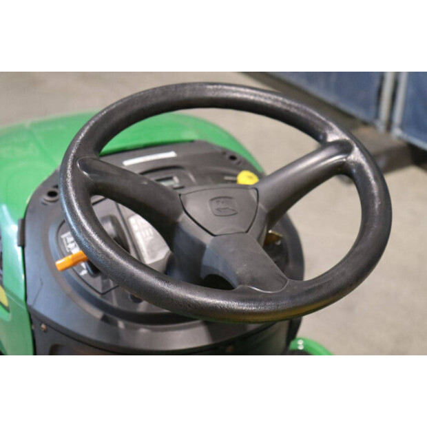 2016 جون دير X135R-46697011