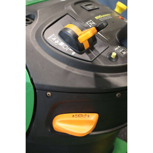 2016 جون دير X135R-46697013