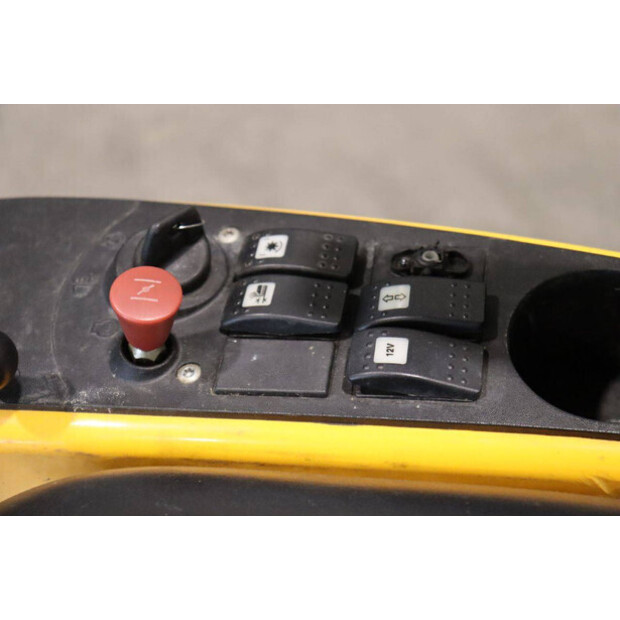 2011 ستيجا Park Pro 25 AWD-46697047