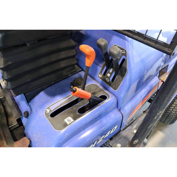 2013 لسكي SF240-46697112