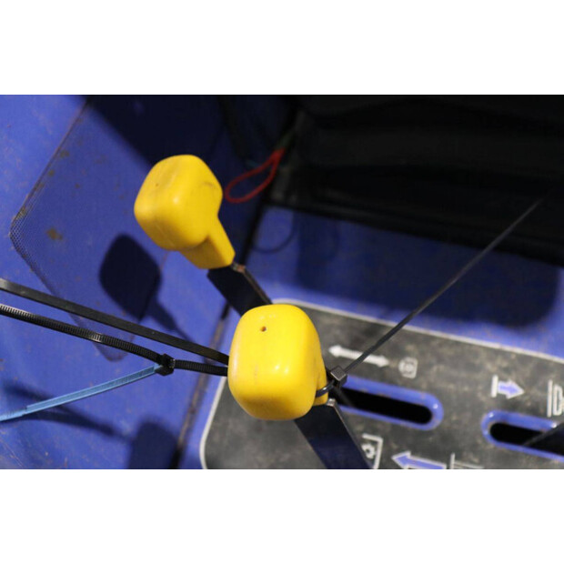 2013 لسكي SF240-46697122