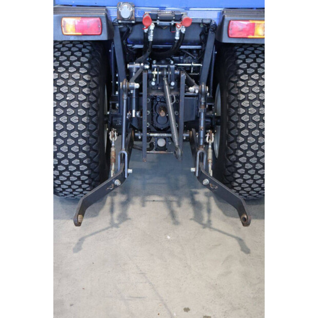 2018 لسكي TM3267-46697152