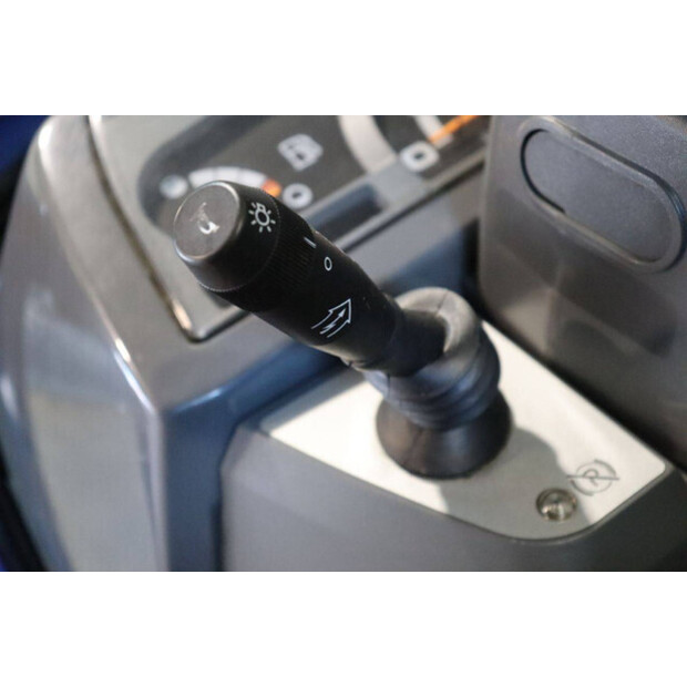 2018 لسكي TM3267-46697174