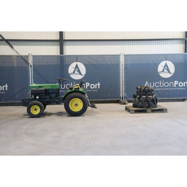 جون دير B7000-46697229