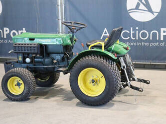 john-deere-b7000-46697232