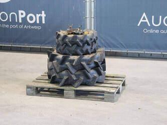 john-deere-b7000-46697235