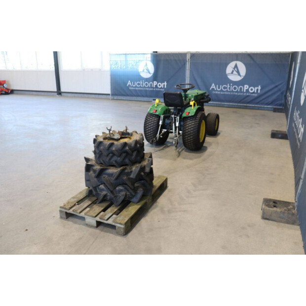 جون دير B7000-46697238