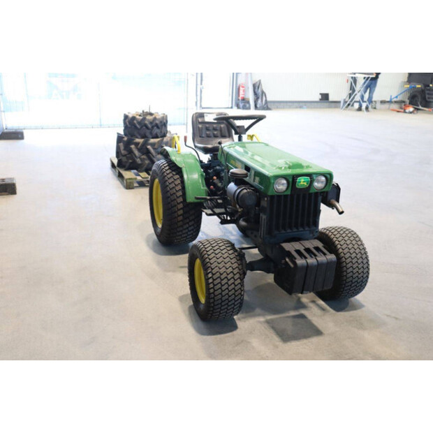 جون دير B7000-46697239