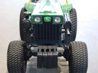 john-deere-b7000-46697240