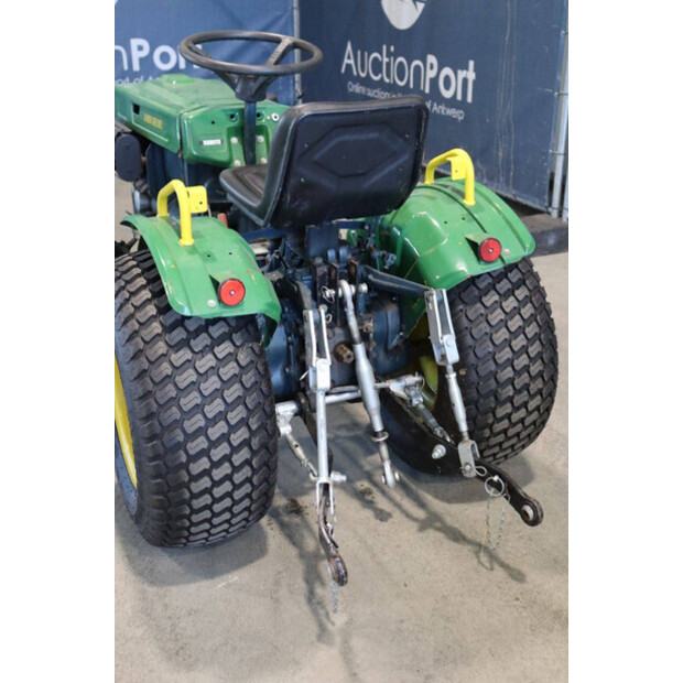 جون دير B7000-46697248