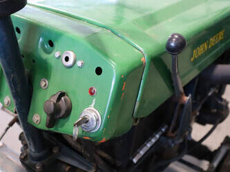 john-deere-b7000-46697265