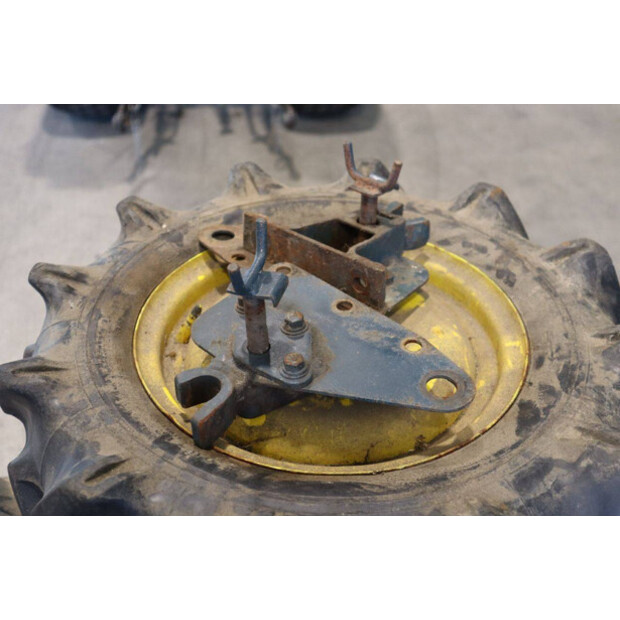 جون دير B7000-46697270