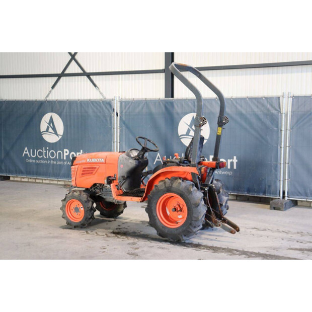 KUBOTA B2420-46697273