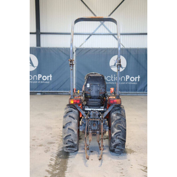 KUBOTA B2420-46697275