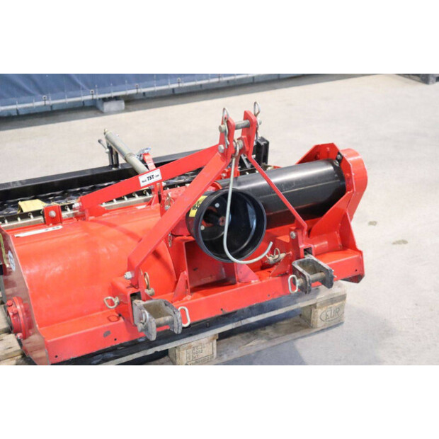 2000 Robert TST-100-46697361