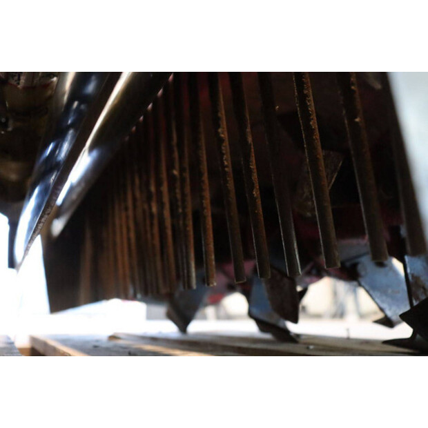 2000 Robert TST-100-46697368