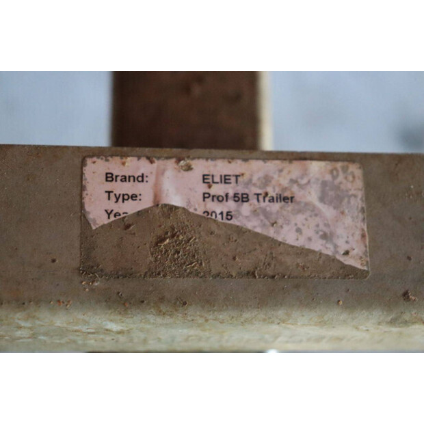 2015 إيليت Prof 5B-46697410