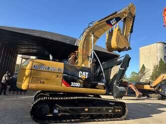 2024-caterpillar-320d-1444065-46697440