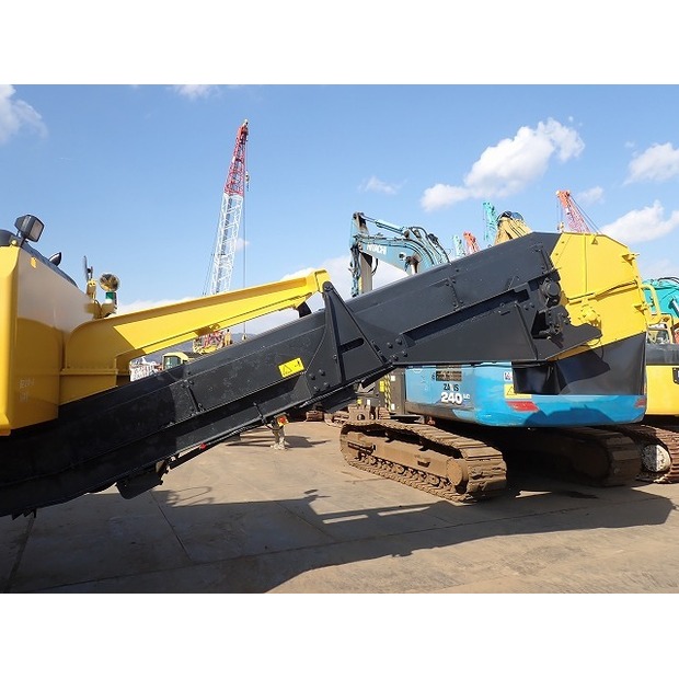 2014 Komatsu BZ210-1-46697452