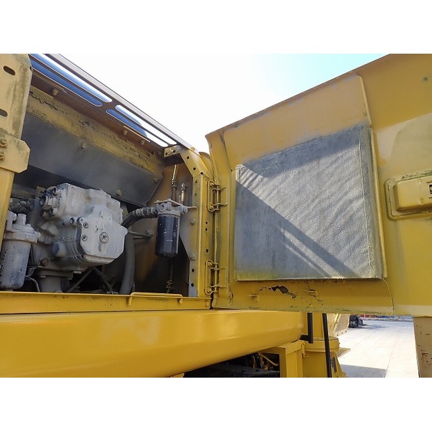 2014 Komatsu BZ210-1-46697467