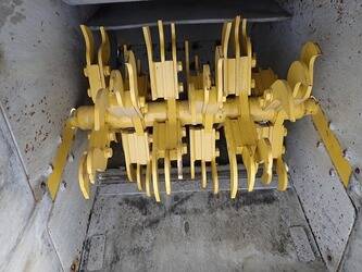 2014-komatsu-bz210-1-46697469