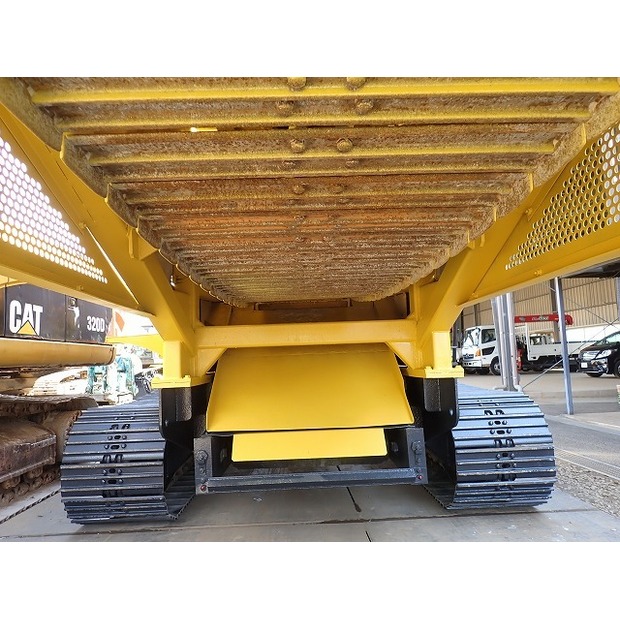 2014 Komatsu BZ210-1-46697478