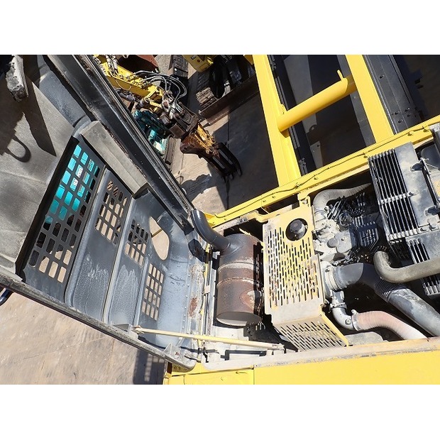 2014 Komatsu BZ210-1-46697483
