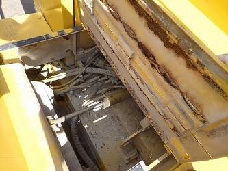 2014-komatsu-bz210-1-46697490