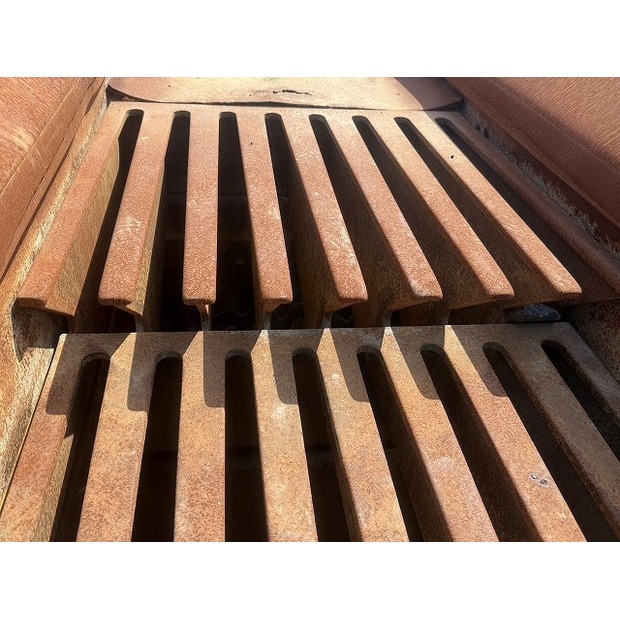 2014 ساندفيك QJ241-46697581