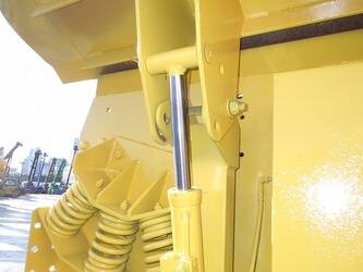 2004-komatsu-bm595f-46697685