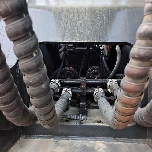 2024 Hyundai 330LC-9S-46697740