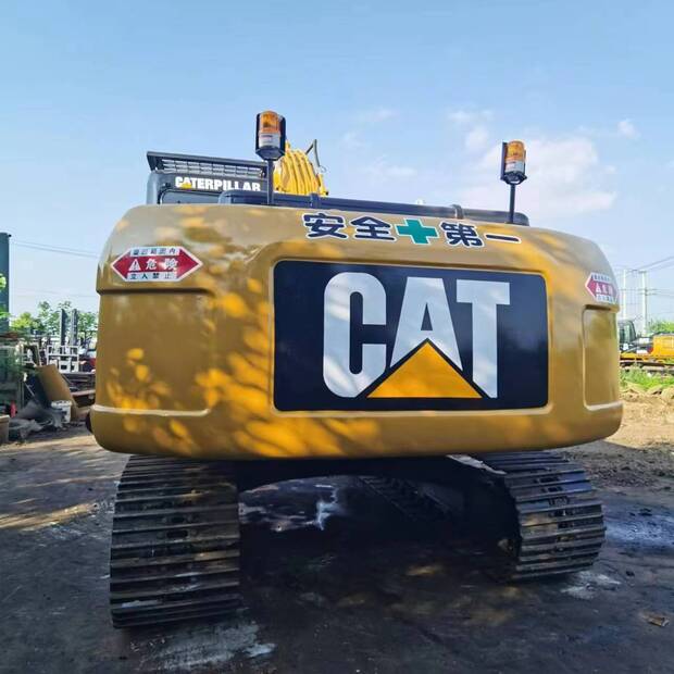2023 Caterpillar 323D2L-46697815
