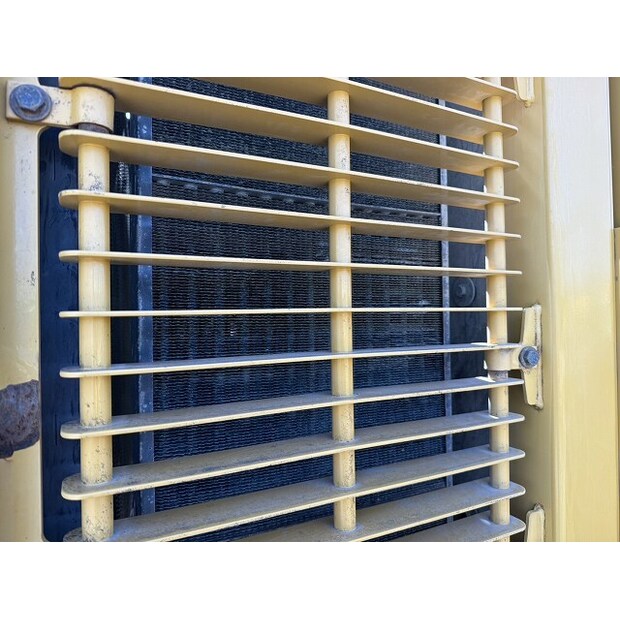 2015 Caterpillar 990K-46697932