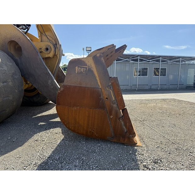 2015 Caterpillar 990K-46697963