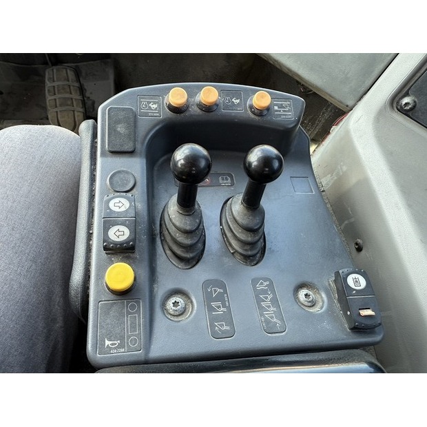 2015 Caterpillar 990K-46697980