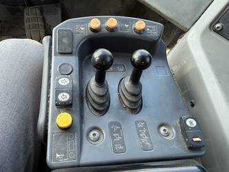 2015-caterpillar-990k-1444084-46697980