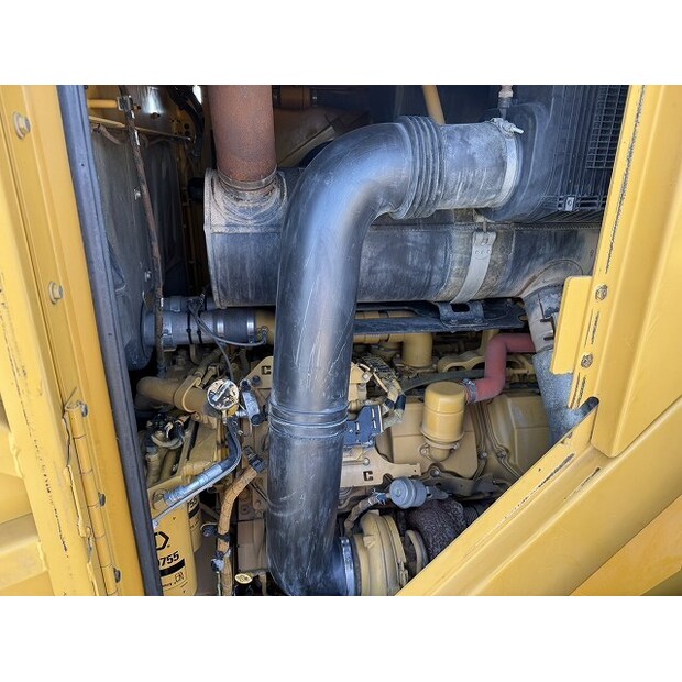 2015 Caterpillar 990K-46697985