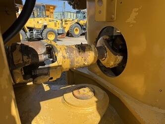 2015-caterpillar-990k-1444084-46698007