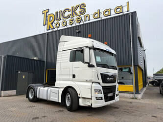 صورة ل رؤوس شاحنات 2016 مان TGX 18.440