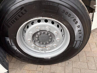 2016-man-tgx-18-440-1444099-46698434