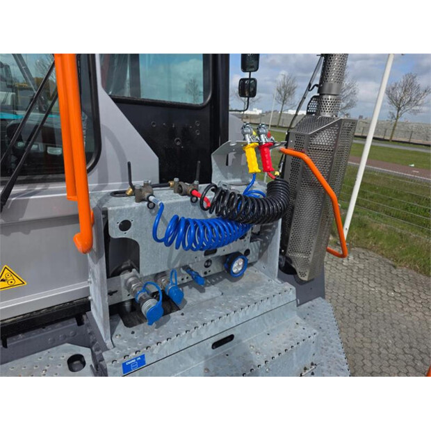 2026 تربيرغ RT403-46698486