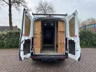 2018-ford-transit-fcd-46698564