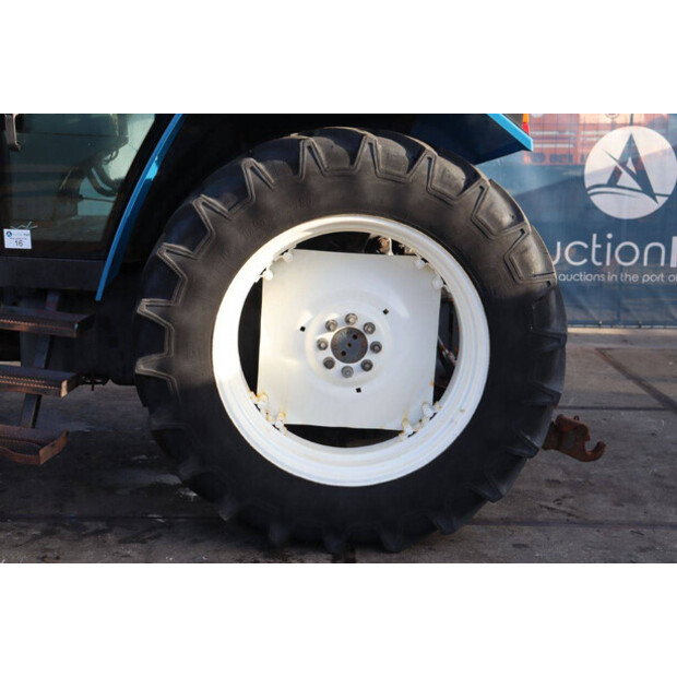 1995 Ford 6640SL-46699126