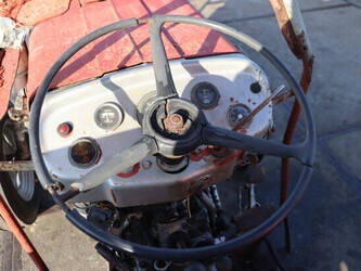 massey-ferguson-135-1443864-46699338